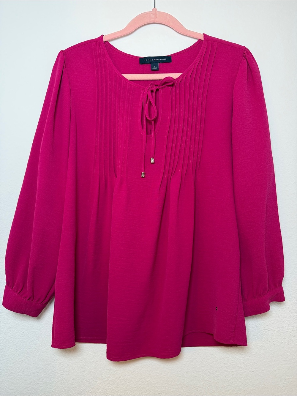 Tommy Hilfiger Women's Bright Fuchsia Tie-Neck Pintuck Blouse